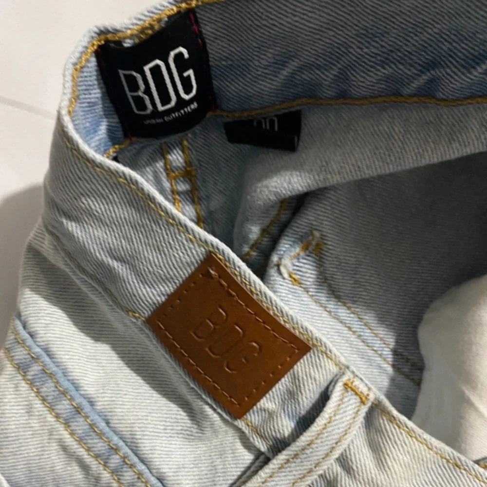 BDG Urban Outfitters High Waisted Light Wash Mom Jean Shorts